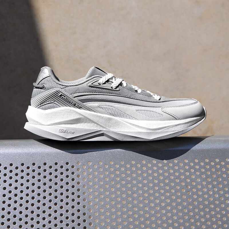 361 Degrees Men's Casual Shoes - огляд і ціна Air Cushion Jogger Shoes Men