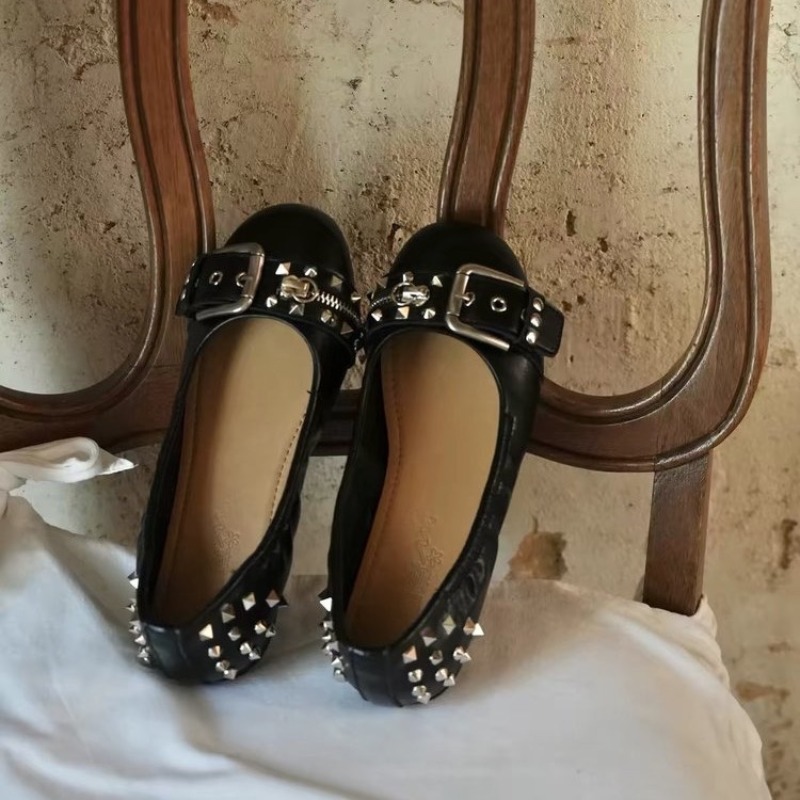 Bolt Round-head Single Shoe Wo - огляд і ціна Women'S Shoes